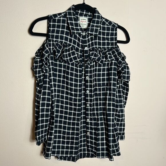 Lee Cooper Black and White Plaid Cold Shoulder Button Down Shirt size S- EUC - Picture 2 of 7